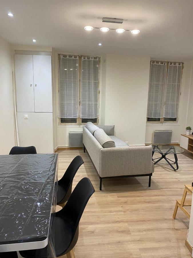 Grand F4 De 71M2 Pour 6 Personnes En Plein Centre Ville Arpajon Dış mekan fotoğraf